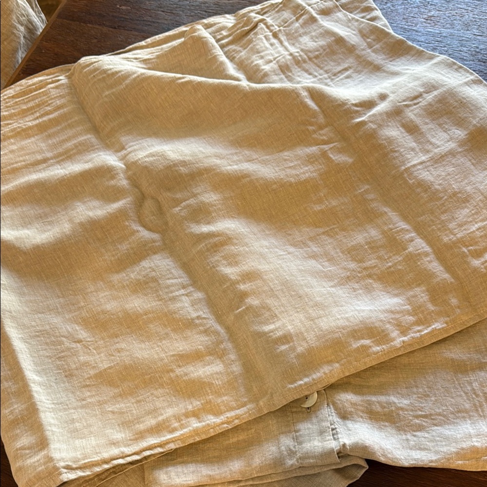 Luxurious Tan Linen Bedding Set